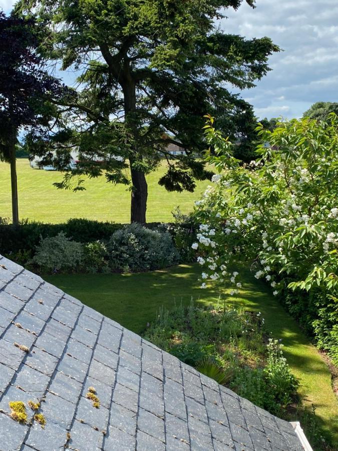 Glen Lyon Lodge Bed And Breakfast Nairn Εξωτερικό φωτογραφία