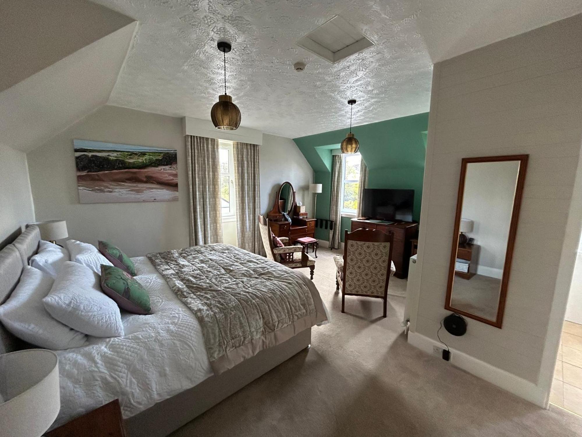 Glen Lyon Lodge Bed And Breakfast Nairn Εξωτερικό φωτογραφία