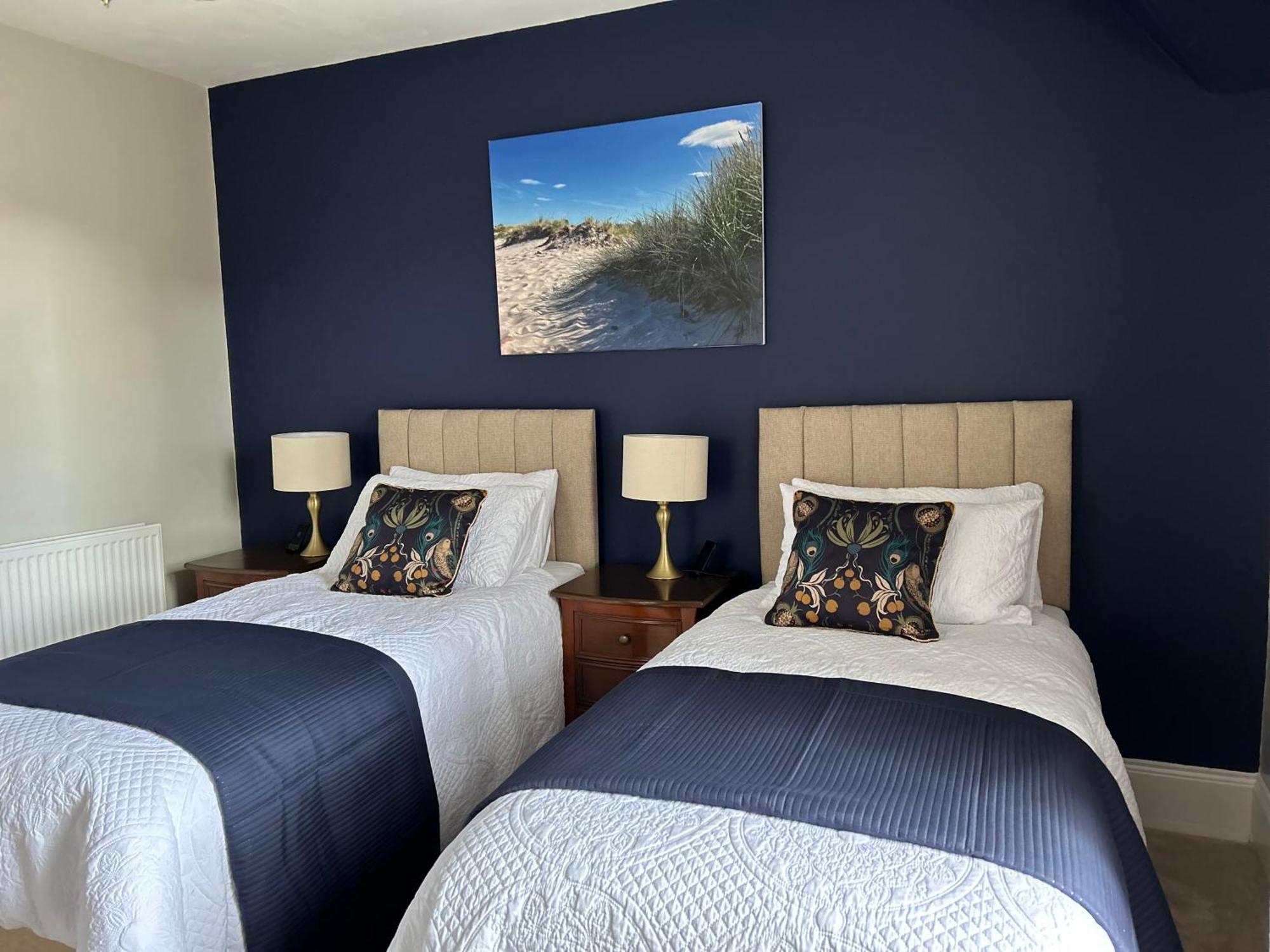 Glen Lyon Lodge Bed And Breakfast Nairn Εξωτερικό φωτογραφία