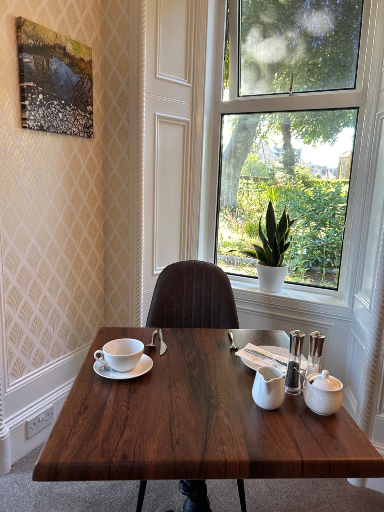 Glen Lyon Lodge Bed And Breakfast Nairn Εξωτερικό φωτογραφία